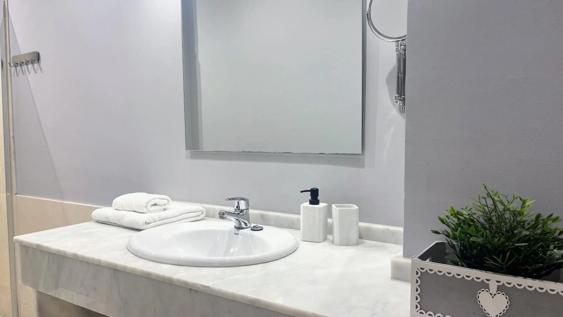 Apartment Homely Malaga Pozos Dulces 8