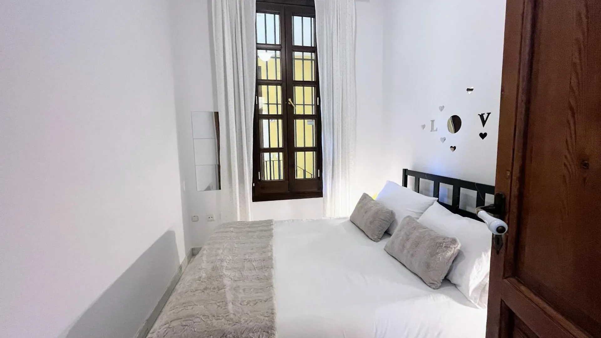 Homely Malaga Pozos Dulces 8 0*,